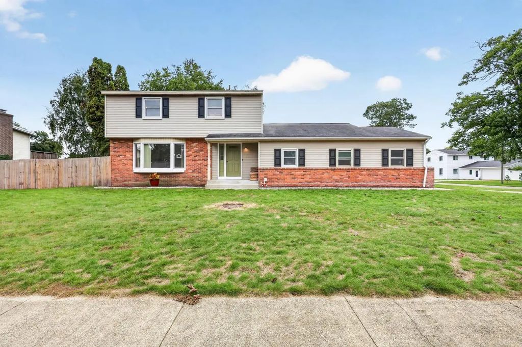 2089 Southwood Avenue, Norton Shores