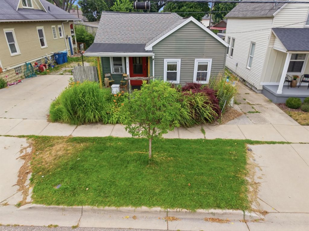 413 N 6th Street, Grand Haven