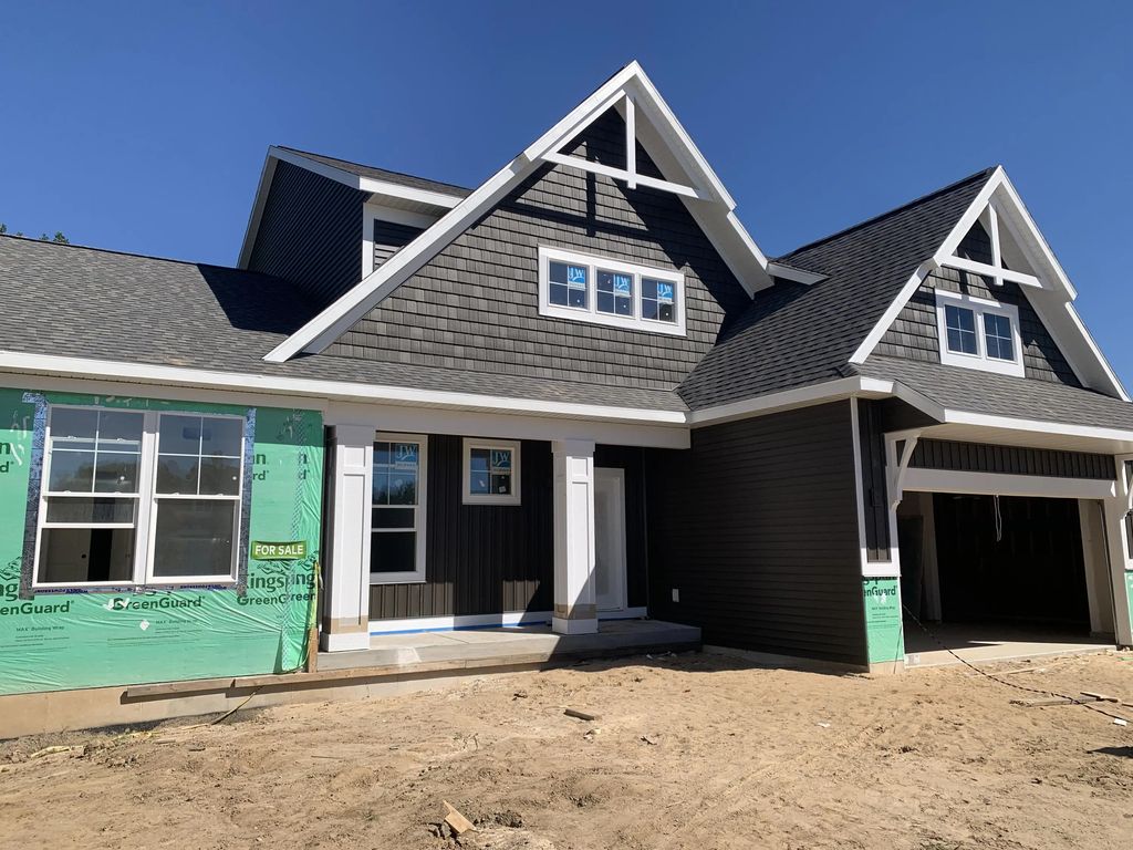7903 Woodhurst Drive, Rockford