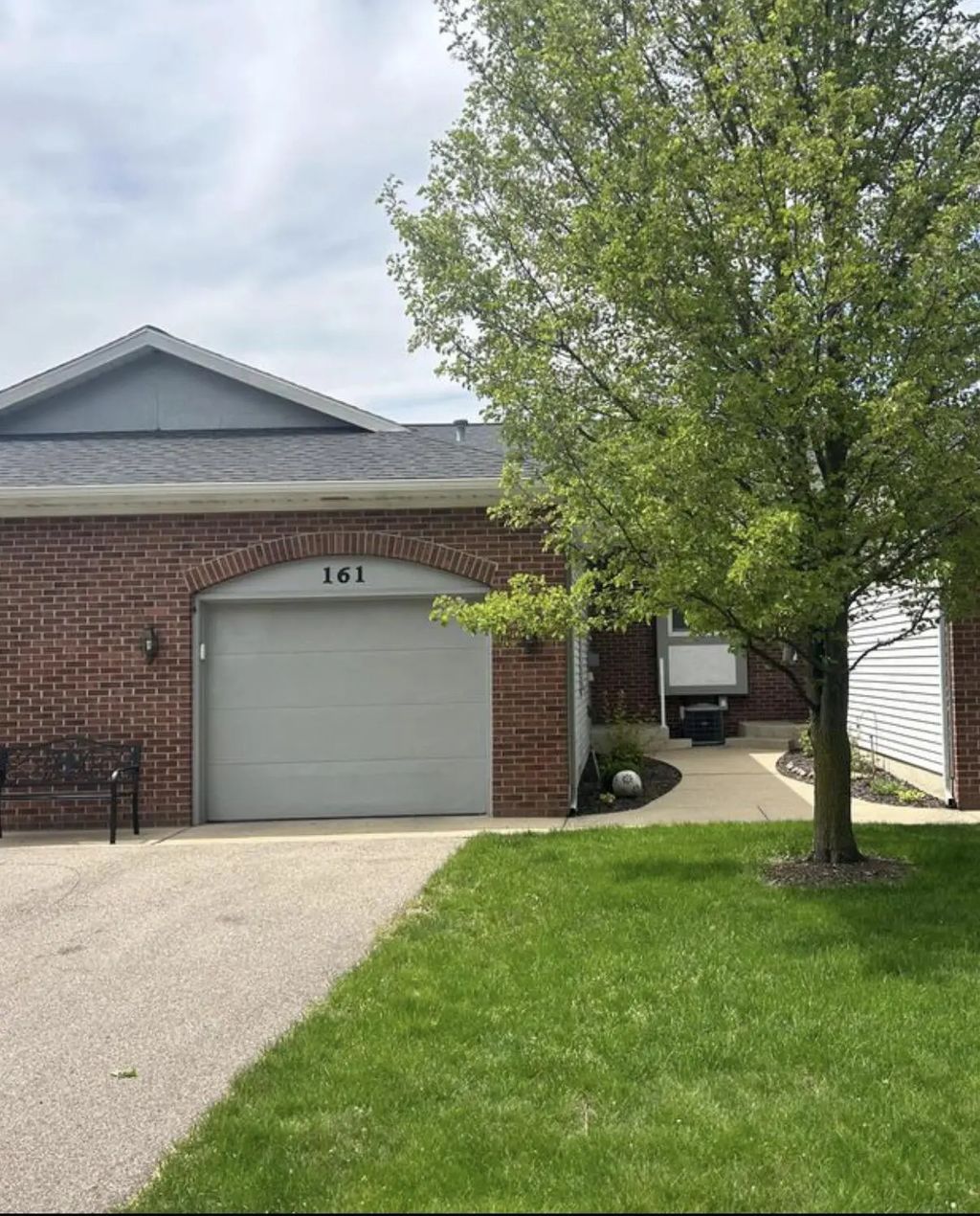 161 Laurelwood Court 98, Grand Rapids
