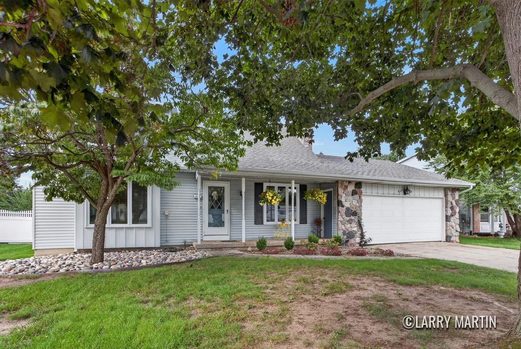 3131 Willow Creek Drive, Grandville