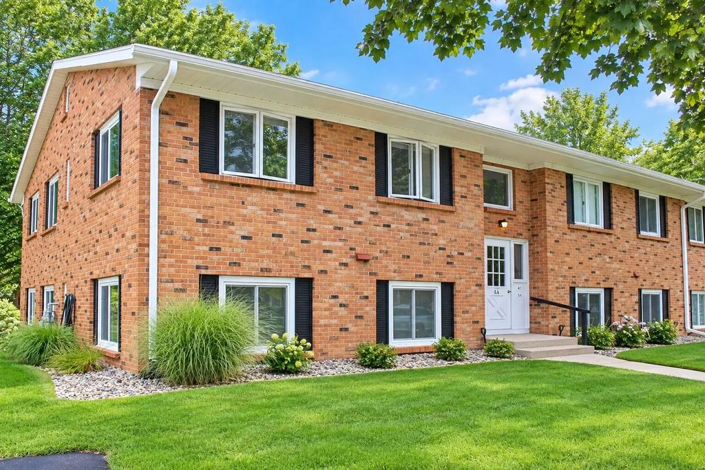 5270 Southbrook Court 64, Hudsonville