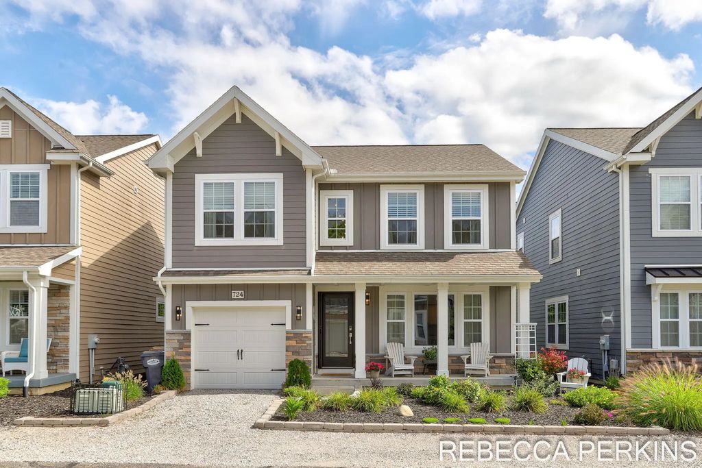 724 Preserve Drive, South Haven