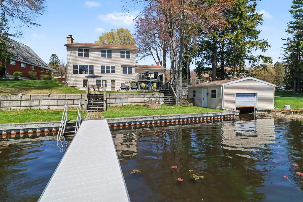6875 W Illinois Street, Ludington