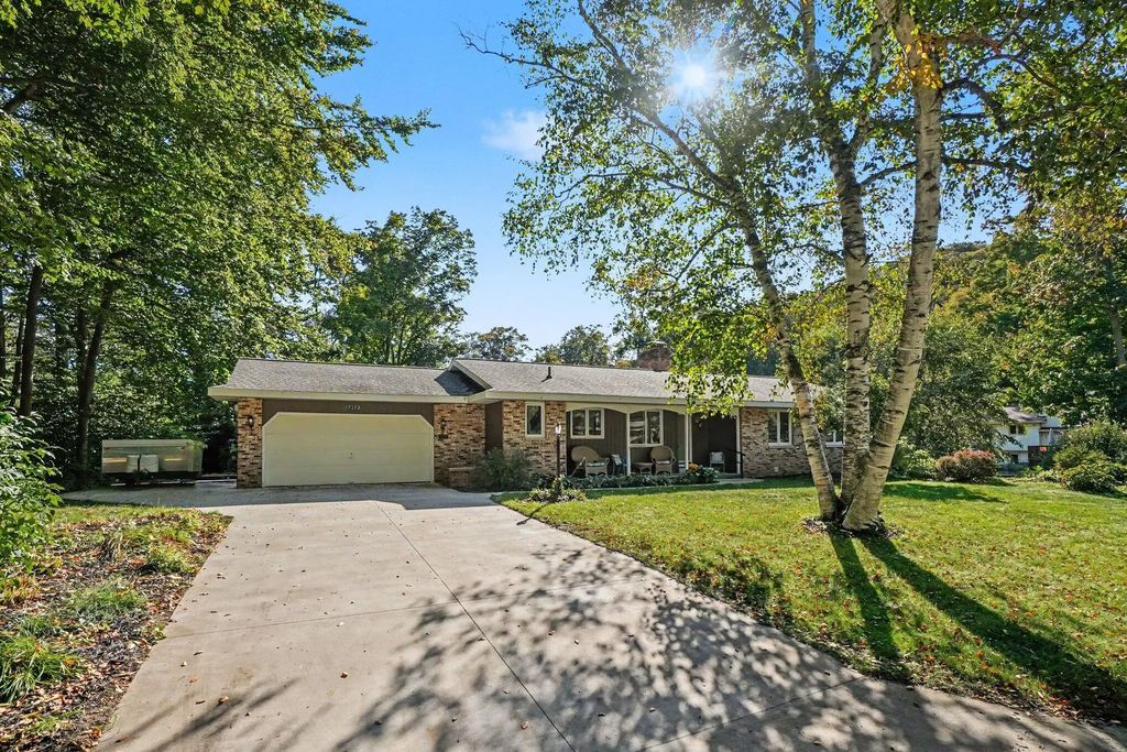 17292 Burkshire Drive, Grand Haven