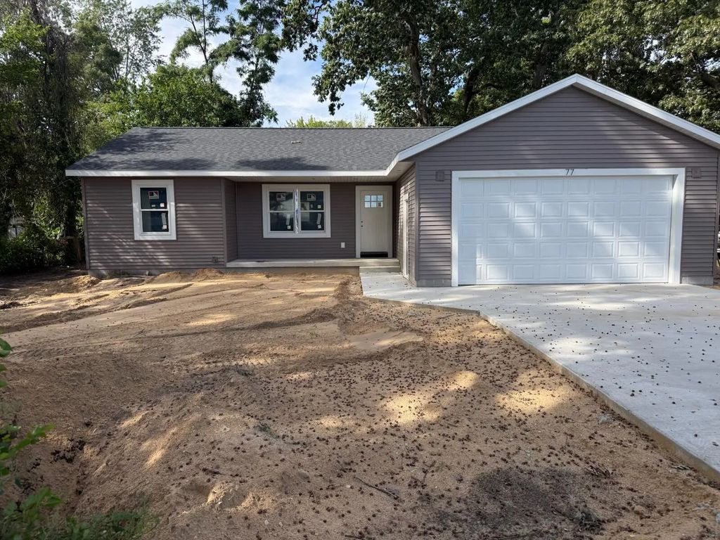 77 N Michigan Street, Muskegon