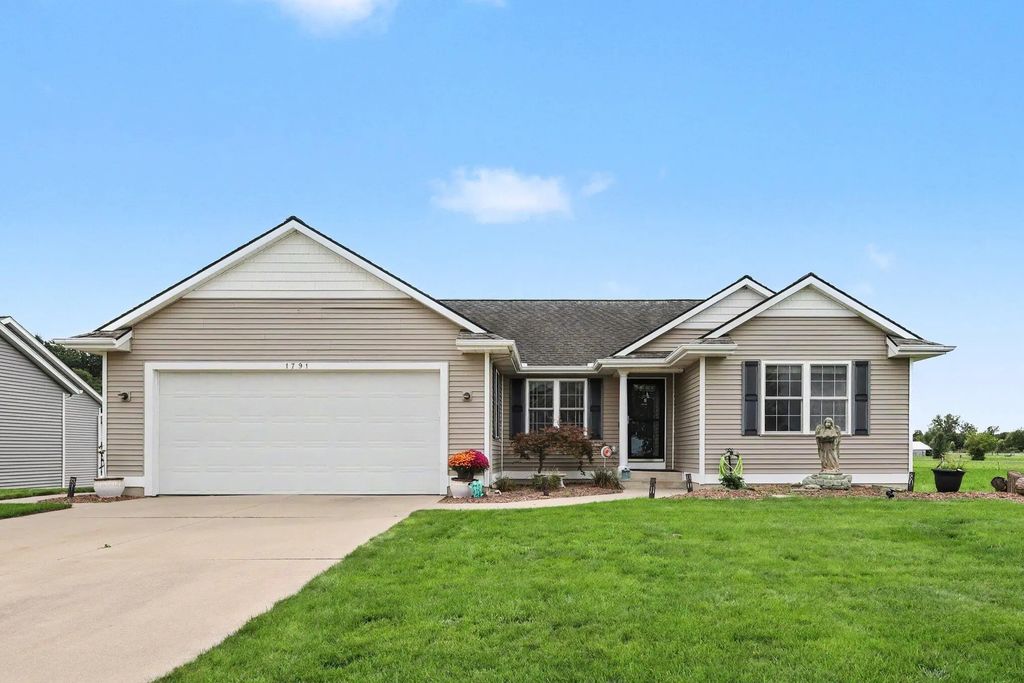 1791 Ericridge Drive, Hudsonville