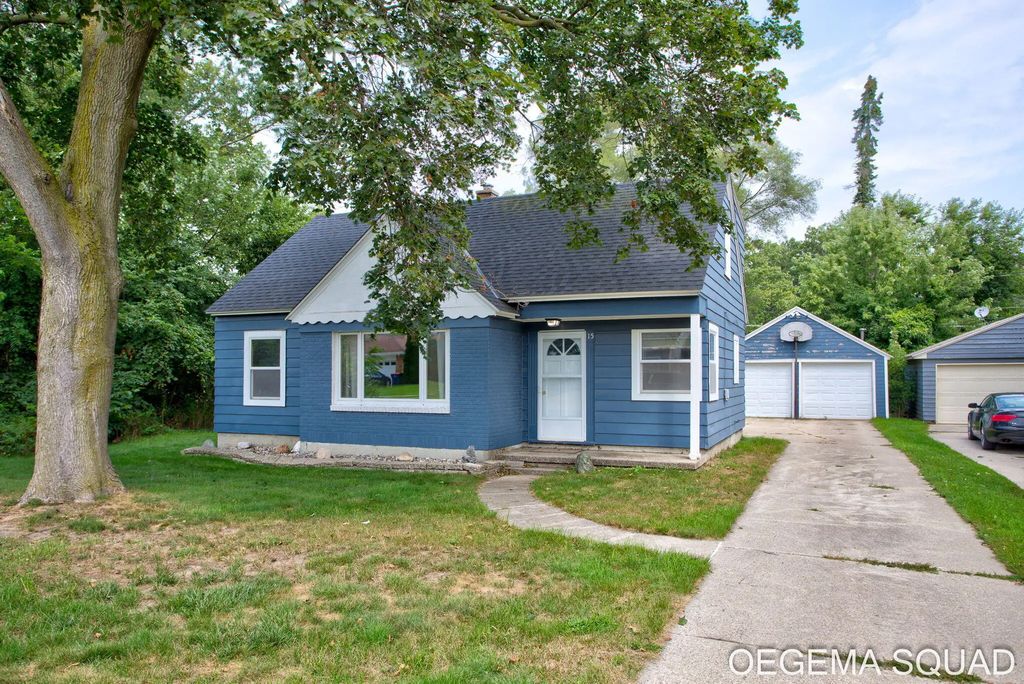 15 E 35th Street, Holland