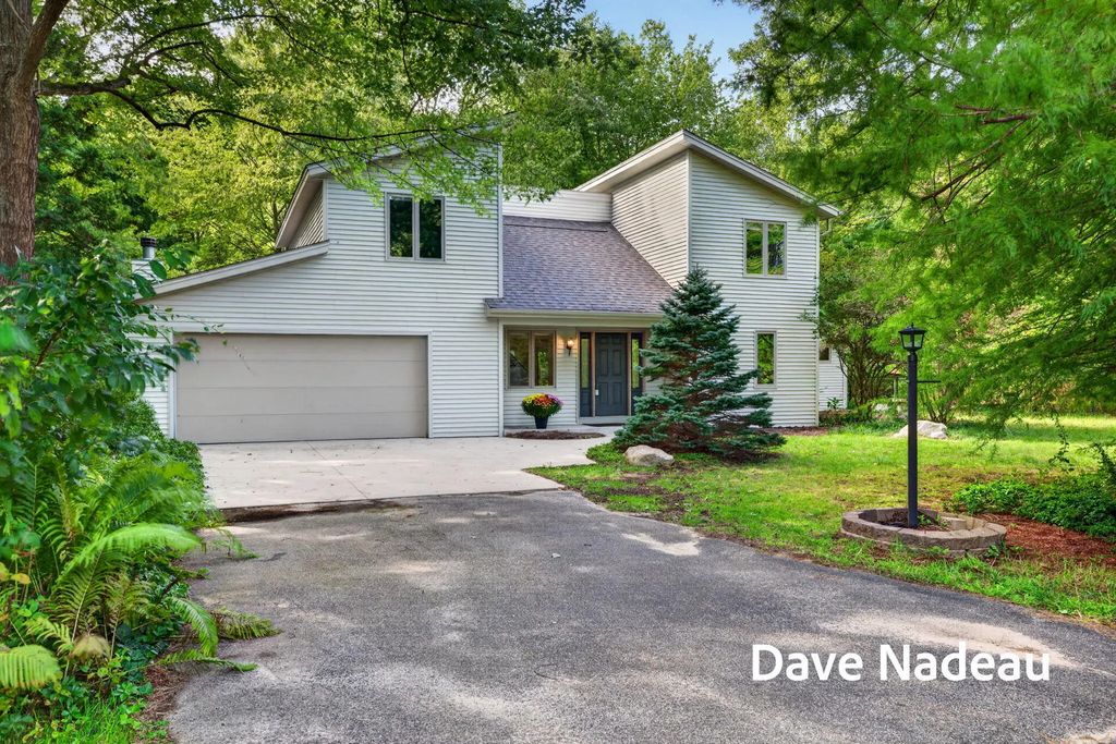 4376 64th Street, Holland