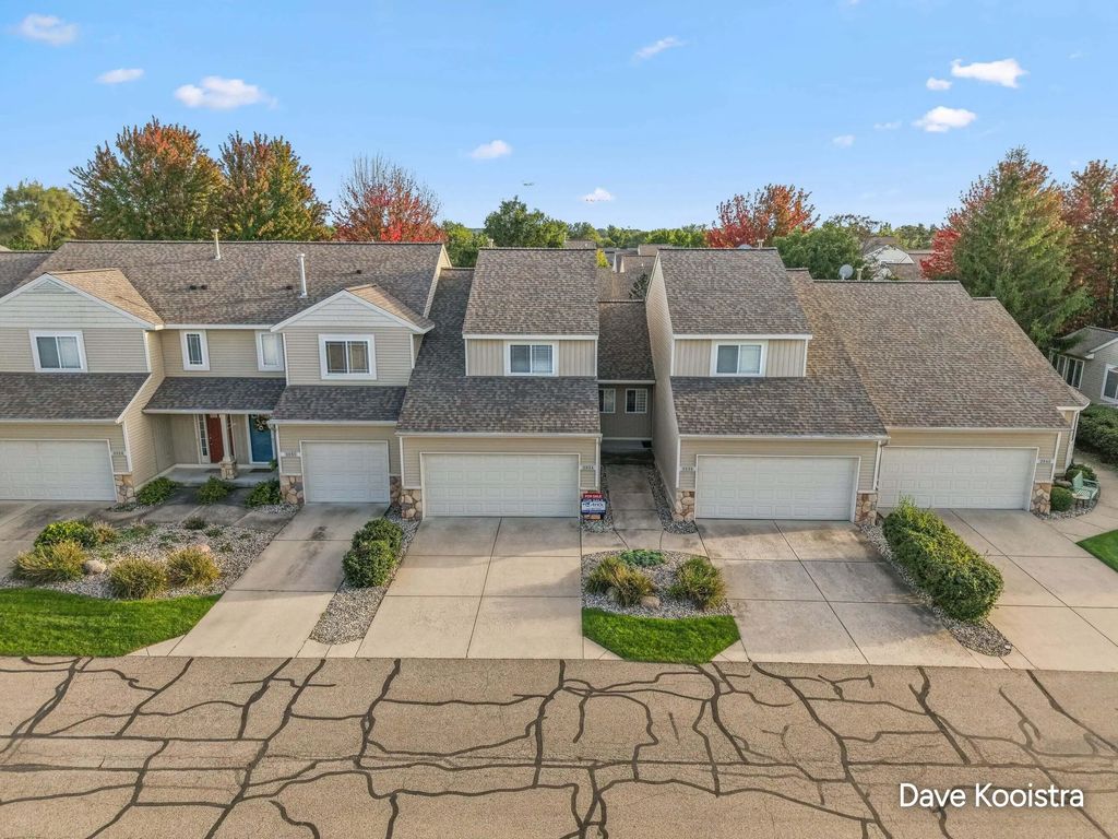 2934 Edgestone Drive, Hudsonville
