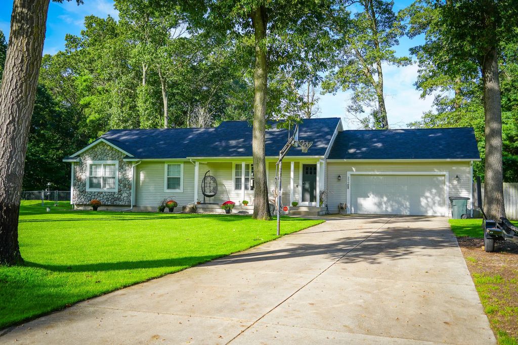 2063 Rambling Oak Drive, Muskegon