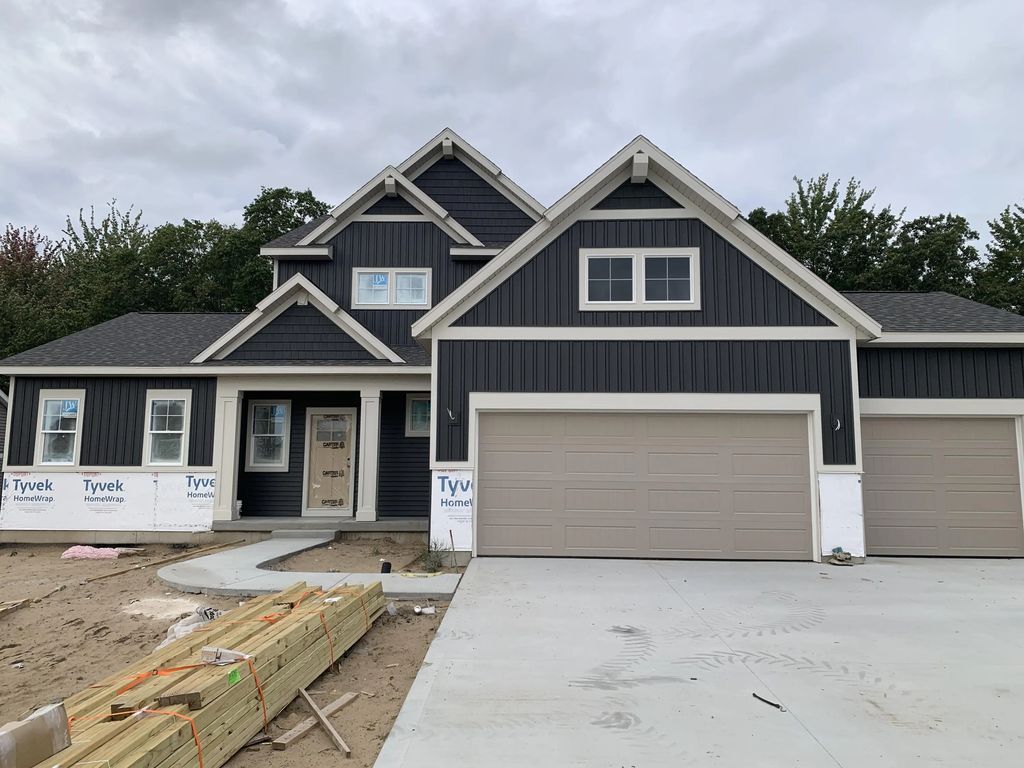 12469 Emerson Road, Grand Haven