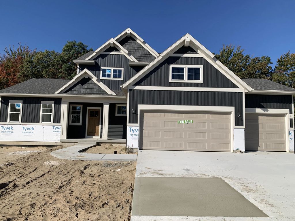 12469 Emerson Road, Grand Haven
