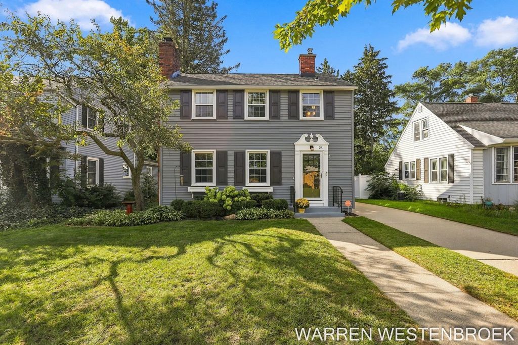 28 E 25th Street, Holland