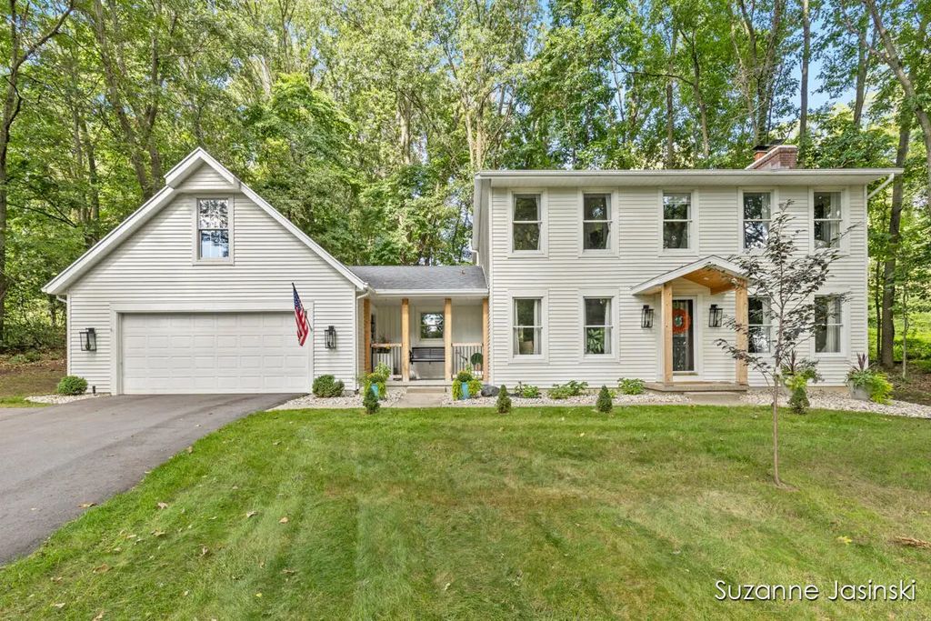 3597 Riverwoods Drive, Rockford