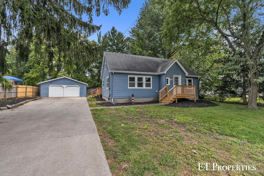 3962 Ivanrest Avenue, Grandville