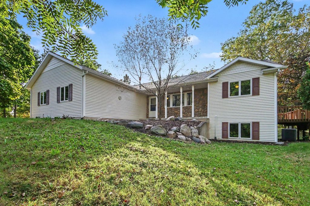 4533 Fruit Ridge Avenue, Grand Rapids