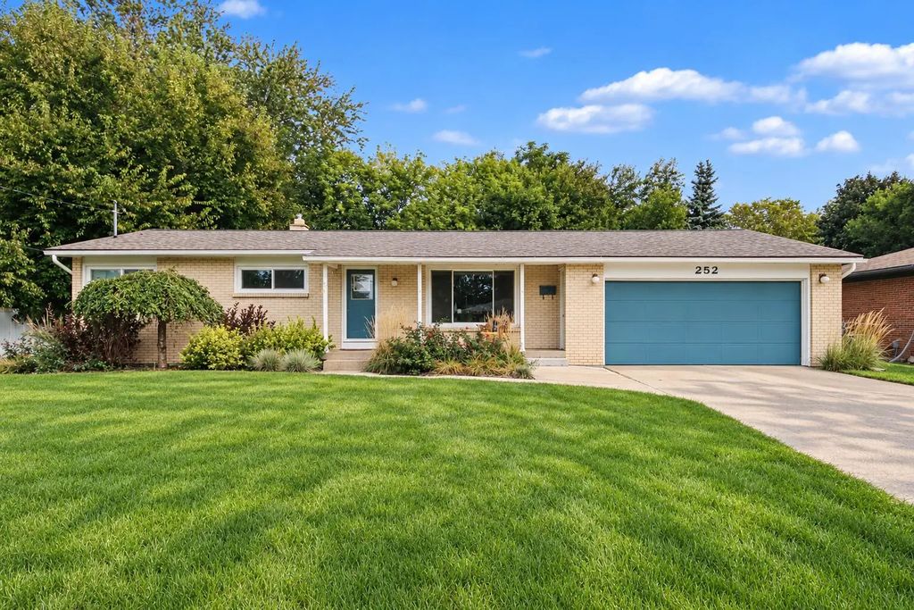 252 Edison Park Avenue, Grand Rapids