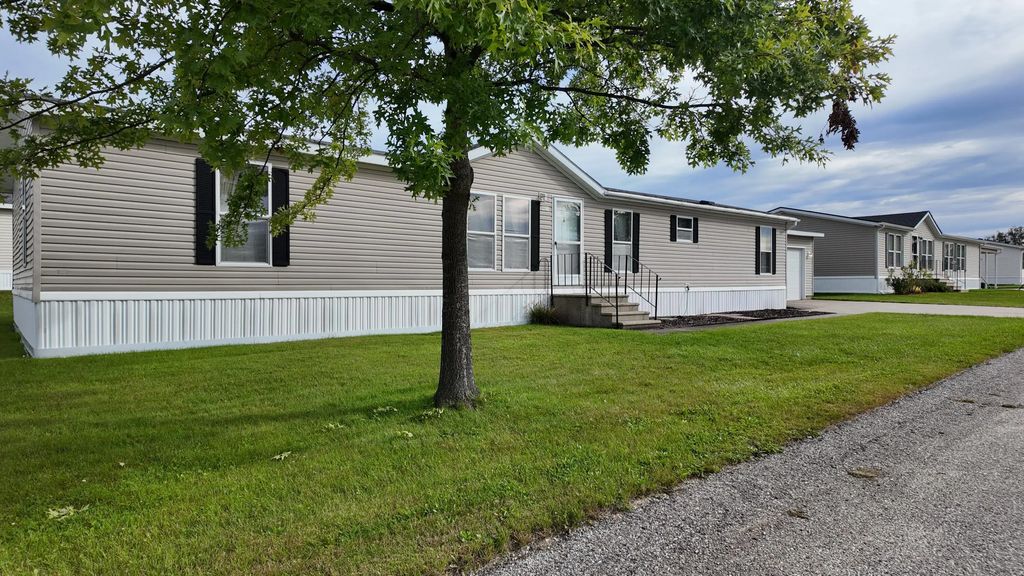 8603 Eagle Street, Zeeland