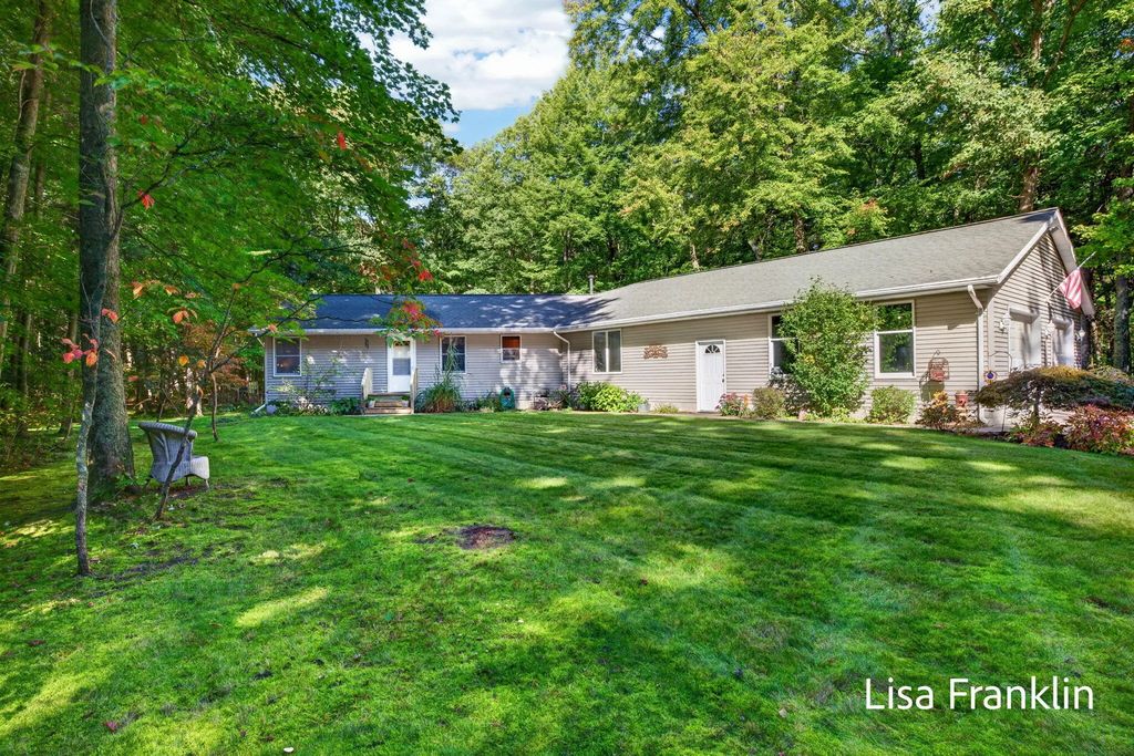 14595 State Road, Spring Lake