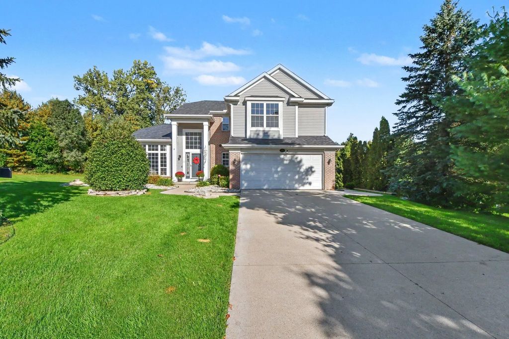 3583 Arbor Chase Court, Grand Rapids