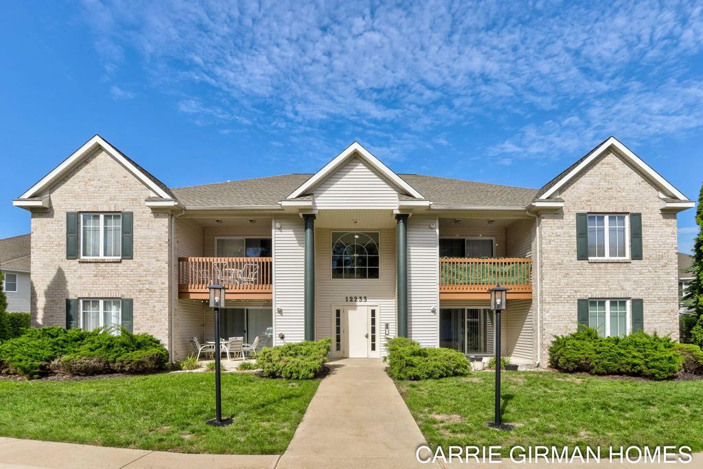 12233 S Crystal Waters Drive 2, Holland