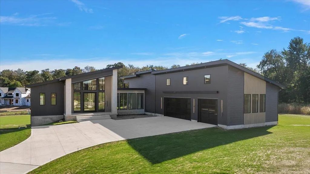 312 Ottogan Hills Court, Dorr