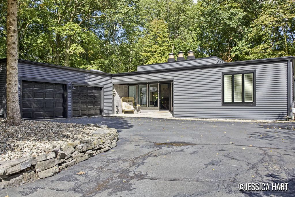 4776 Pinnacle Court, Wyoming