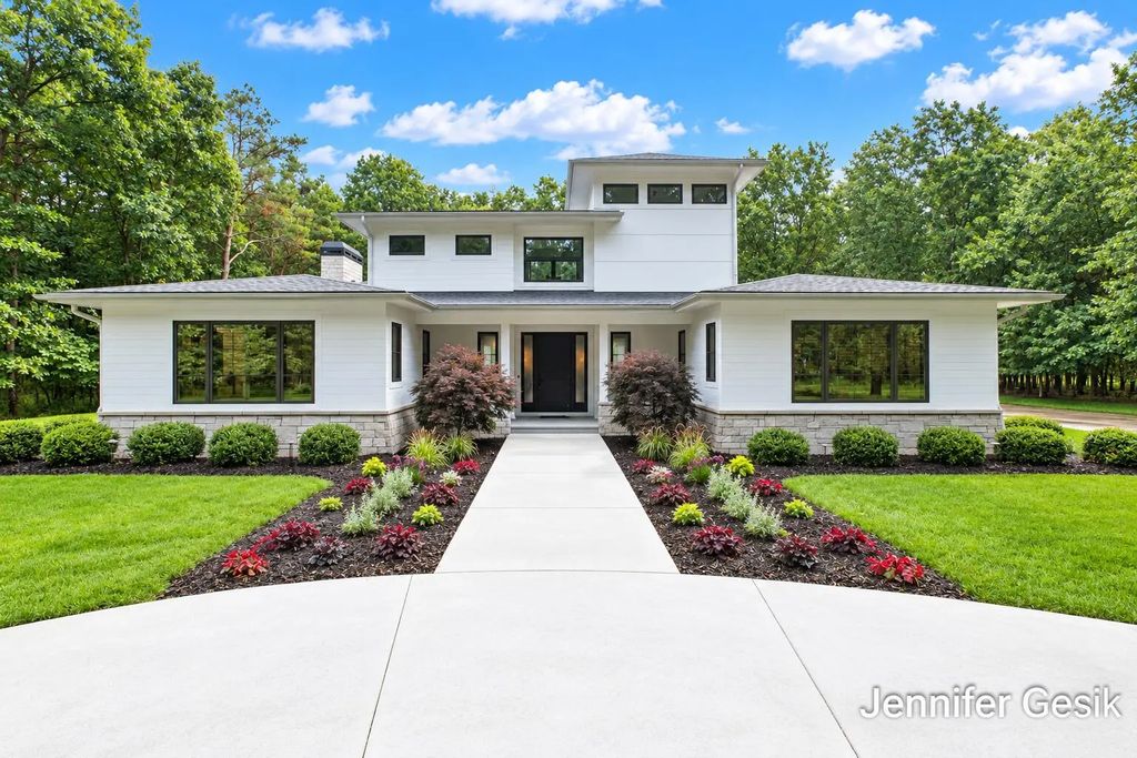 7775 Sudbury Lane, Ada