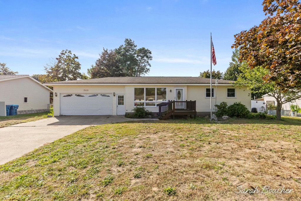 15129 Mitchell Street, Grand Haven