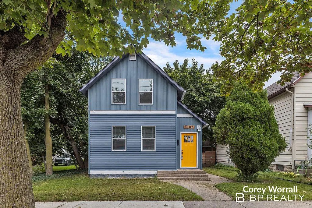 1004 Garfield Avenue, Grand Rapids