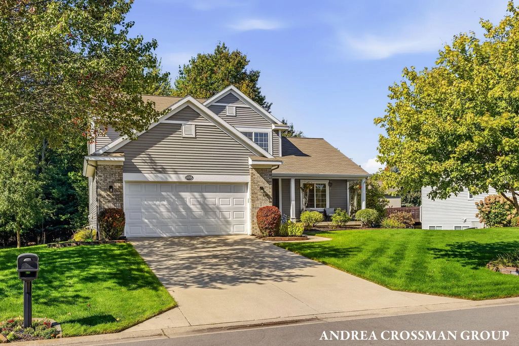 6655 Westshire Drive, Norton Shores