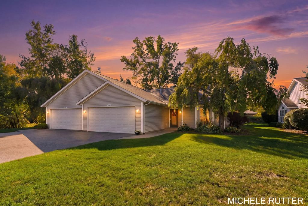 2902 Windswept Ct, Holland