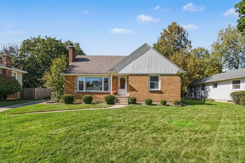 843 Fairfield Avenue, Grand Rapids
