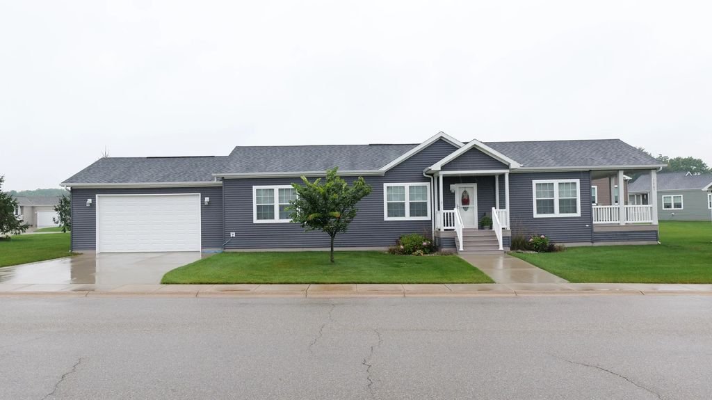 11761 Townsquare Boulevard, Rockford