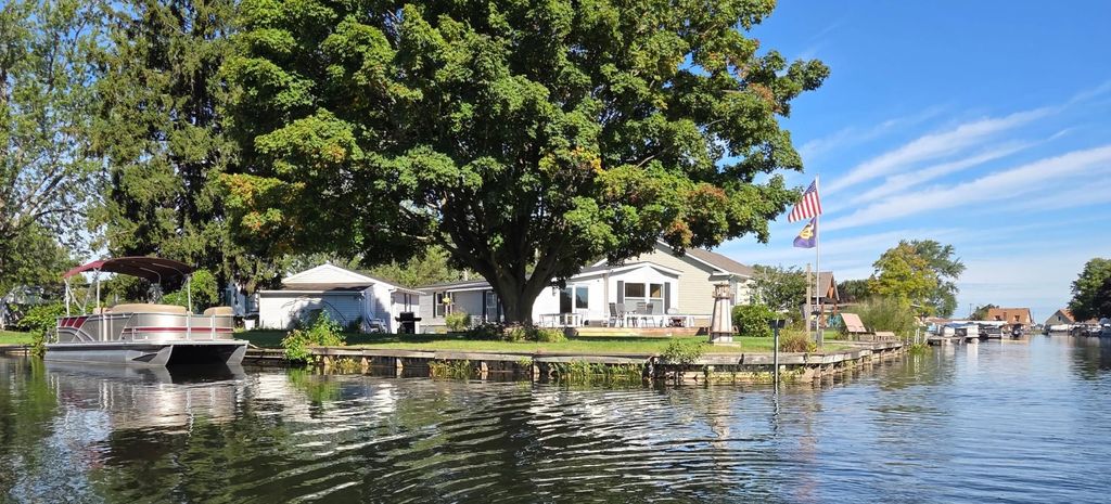 12601 Blue Lagoon Road, Shelbyville