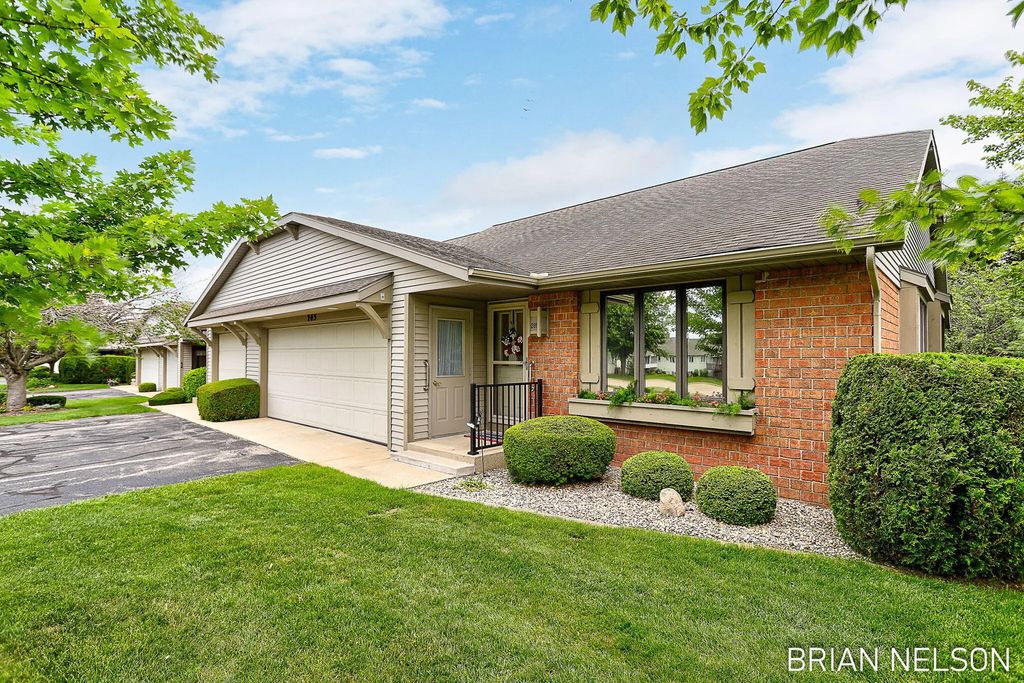 205 Parkside Drive, Zeeland