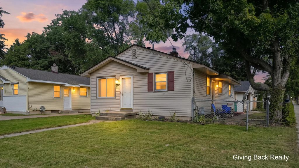 3392 Flamingo Avenue, Wyoming