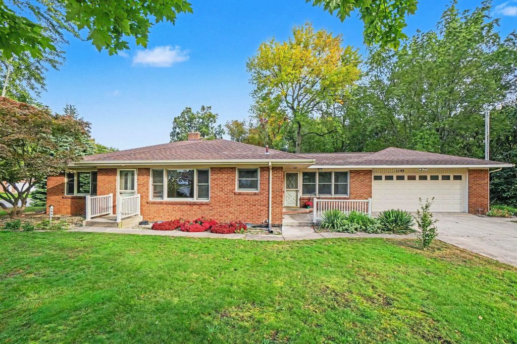 1145 W Lakewood Boulevard, Holland