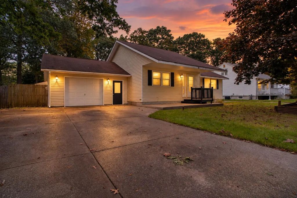 3171 Kooi Street, Muskegon