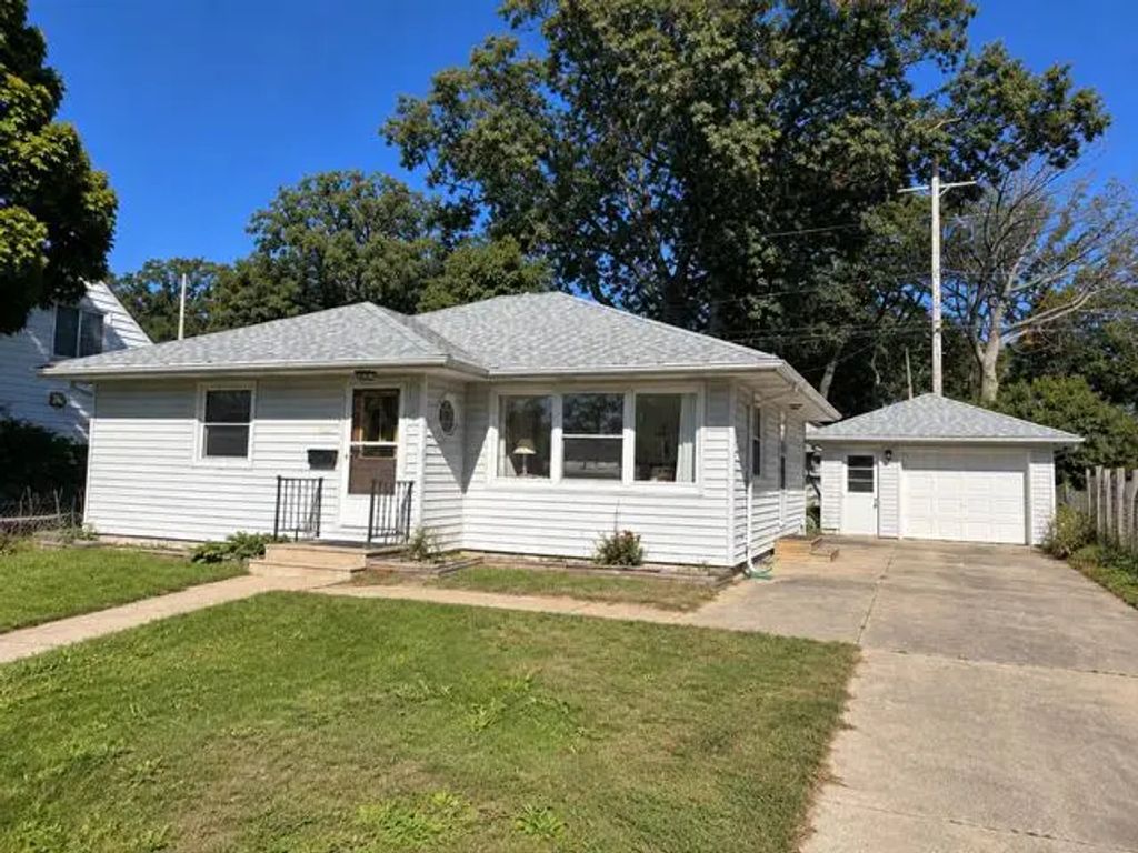 1412 Winchester Drive, Muskegon