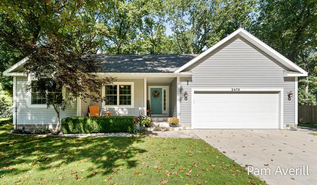 2470 Hiawatha Trail, Muskegon
