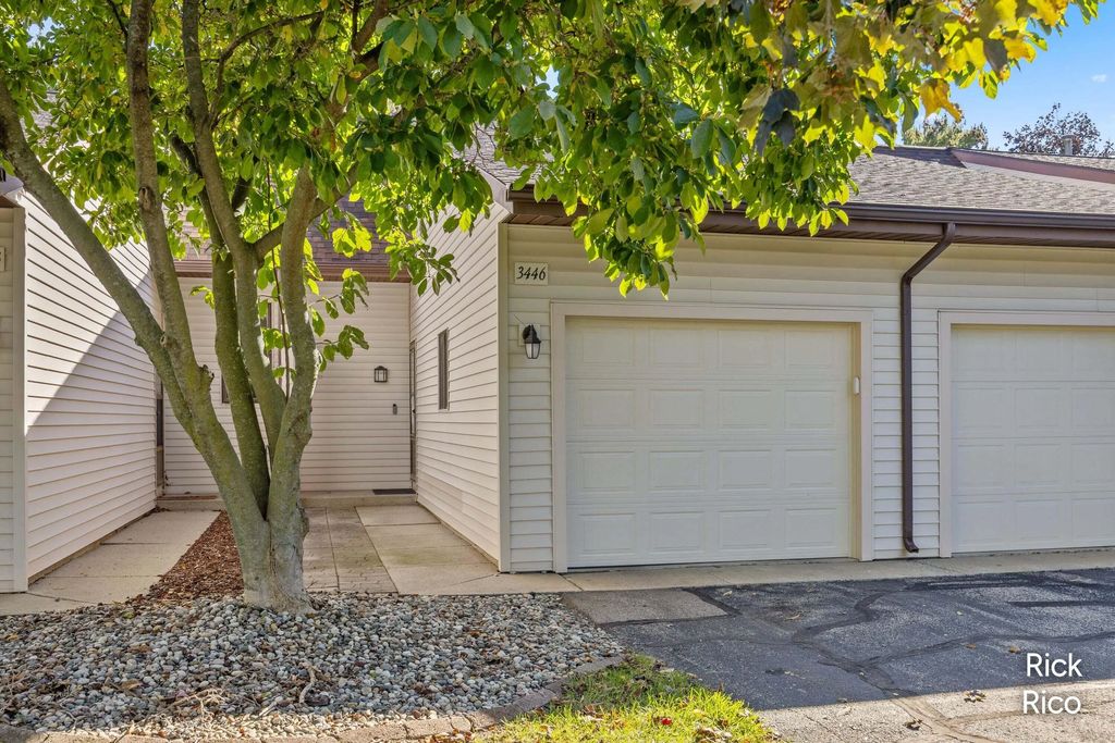 3446 Stonegate Lane, Wyoming