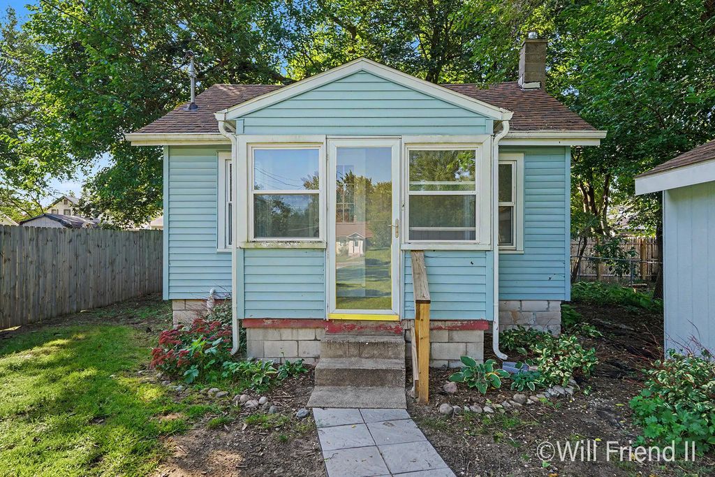 36 34th Street, Wyoming
