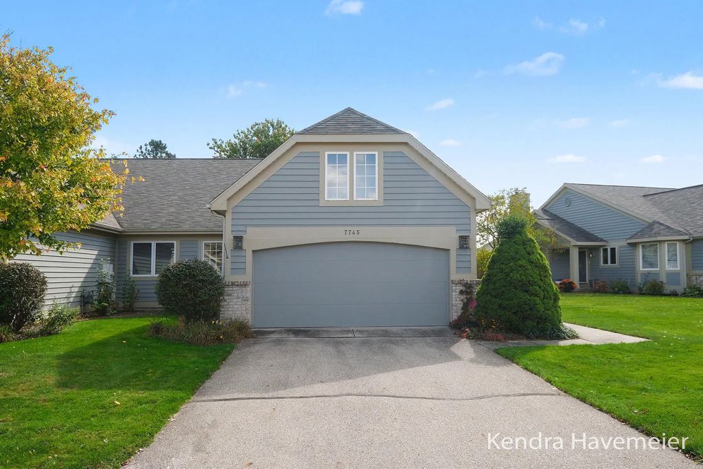 7745 Greenbrier Drive, Rockford