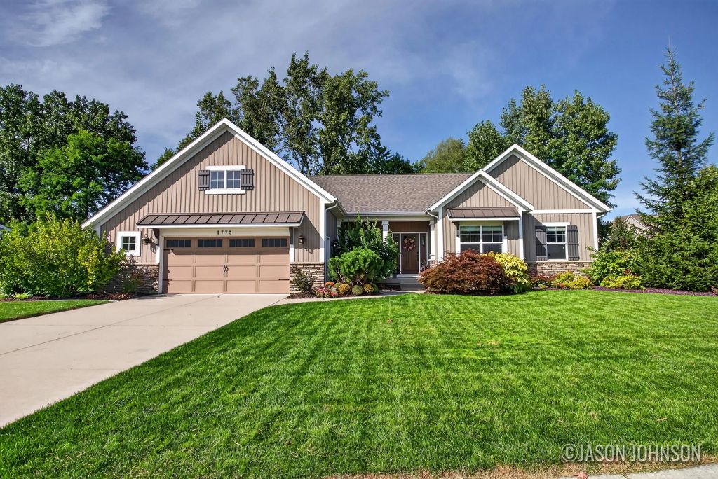 1773 Bristol Ridge Drive, Walker