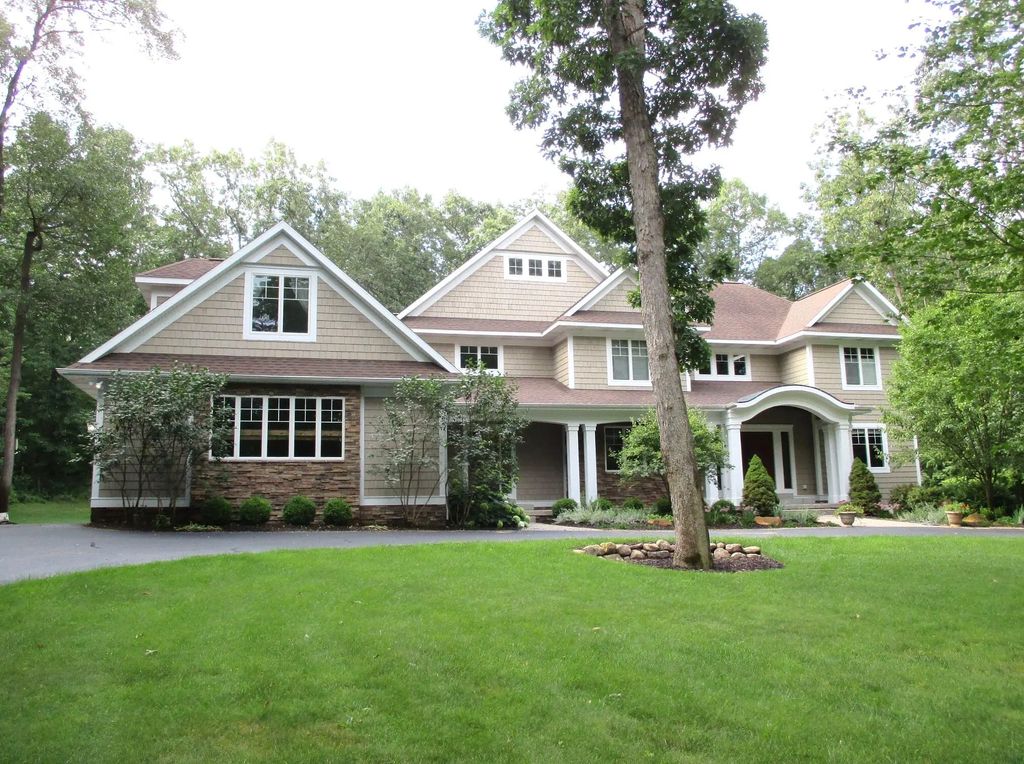 3099 Pickford Drive, Ada