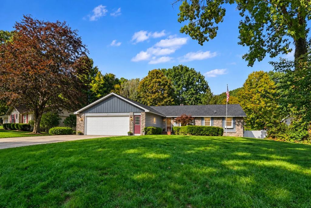6879 Gettysburg Drive, Hudsonville