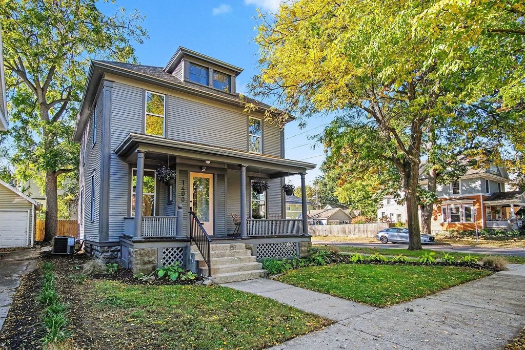 1400 Bemis Street, Grand Rapids