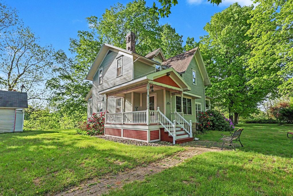 867 68th Street, South Haven
